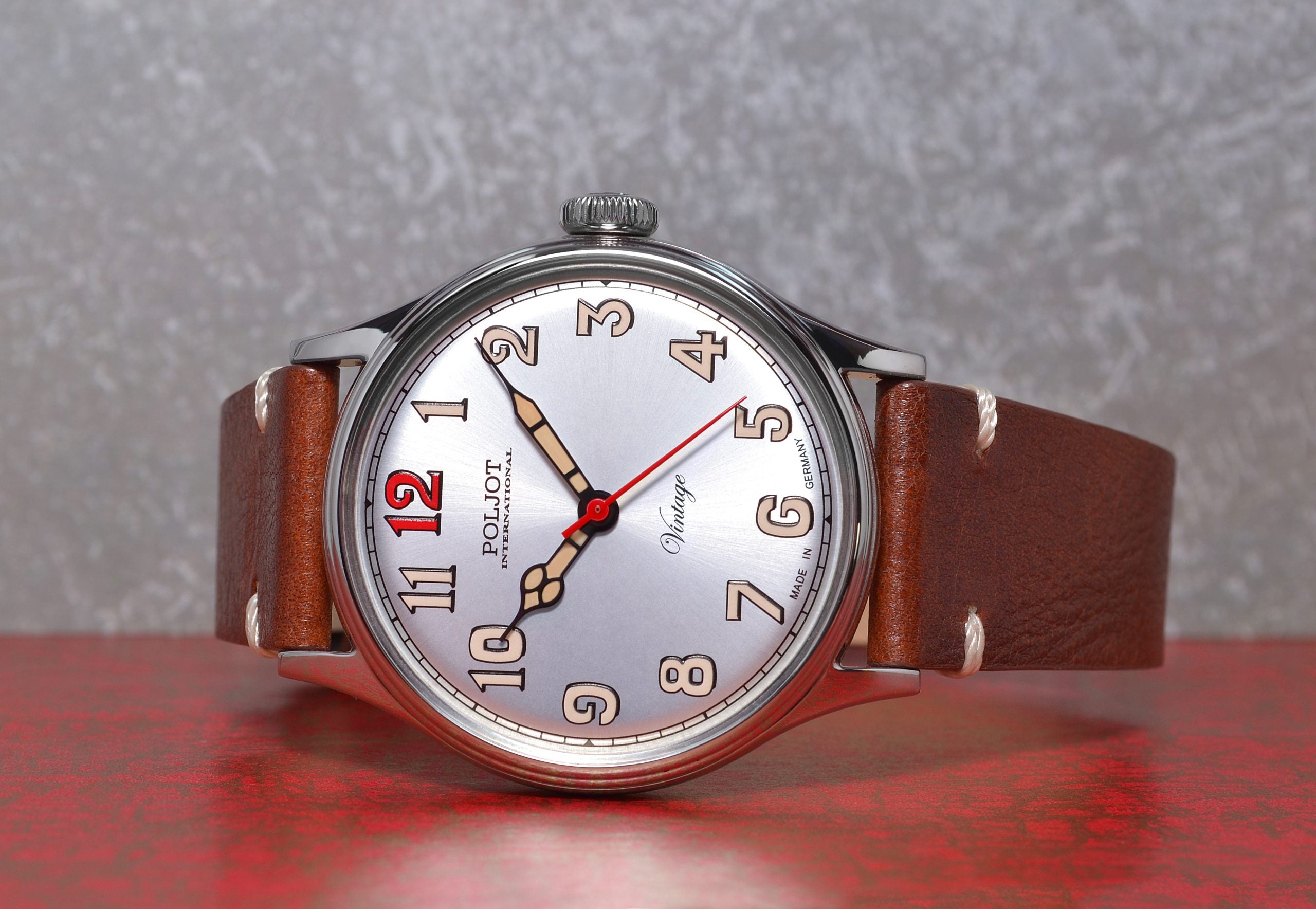 Hodinky Poljot International Retro Classic 2409.1220331