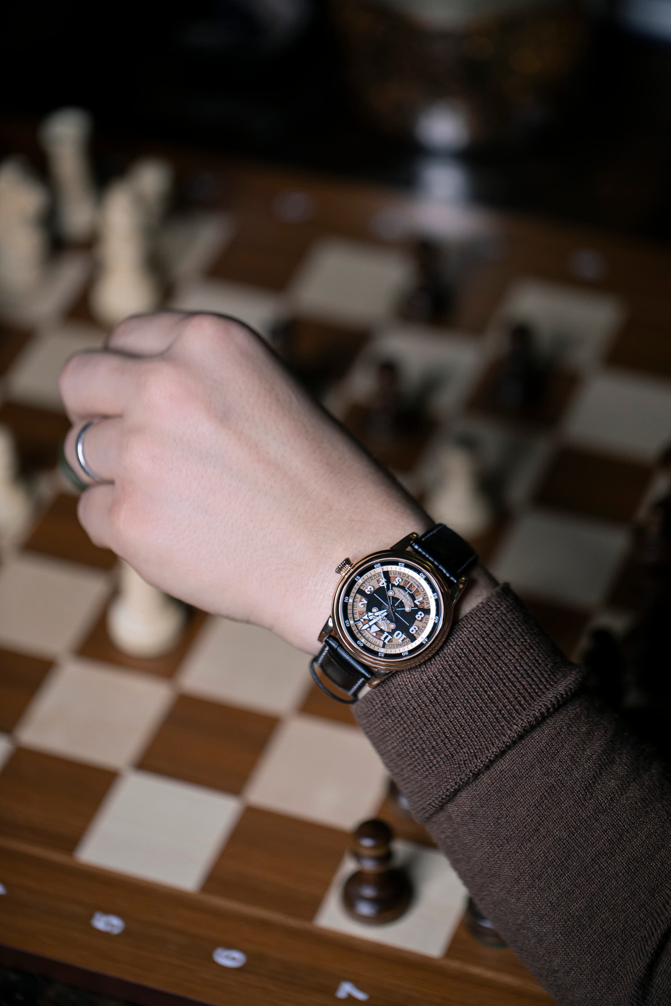 Hodinky AVIATOR SWISS DOUGLAS DAY-DATE MECA-41 V.3.36.2.289.4