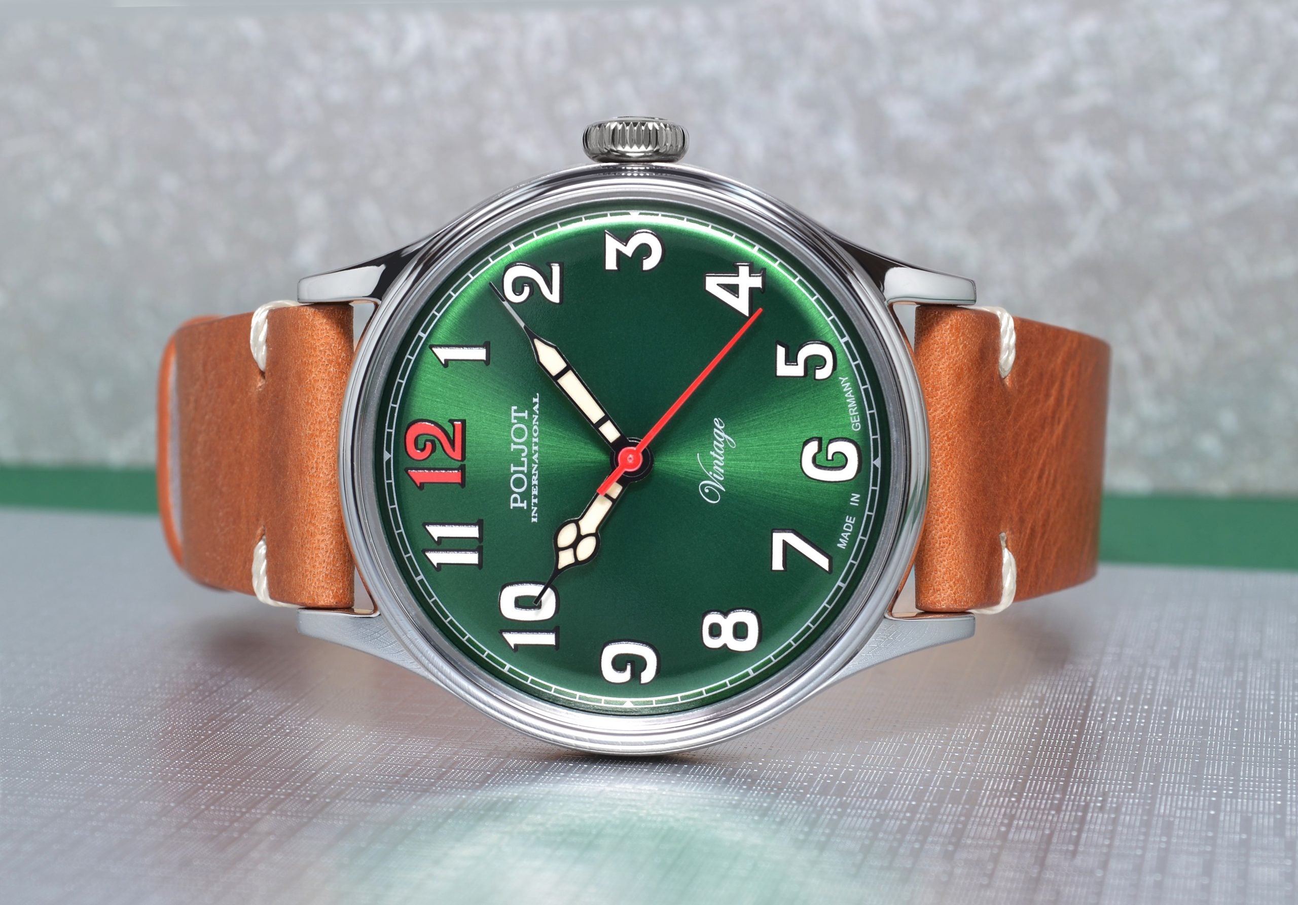 Uhr Poljot International Retro Classic 2409.1220333