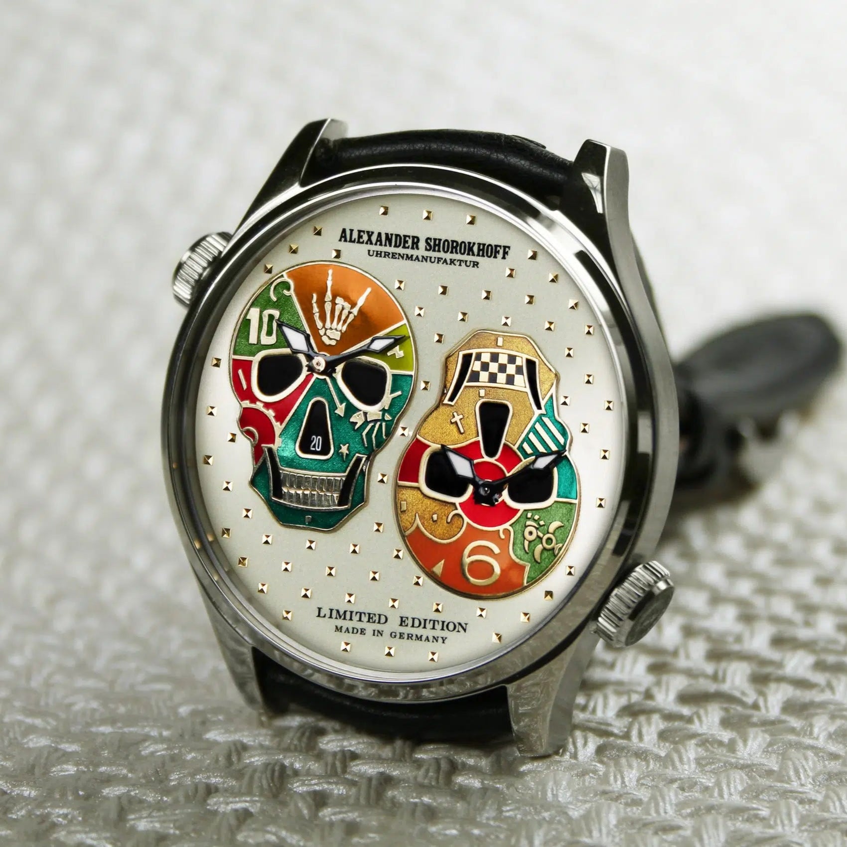 AS_Los-Craneos-2_Lifestyle-scaled-1.webp__PID:8fcccda7-ba77-449e-9ad1-e0d604d159cc