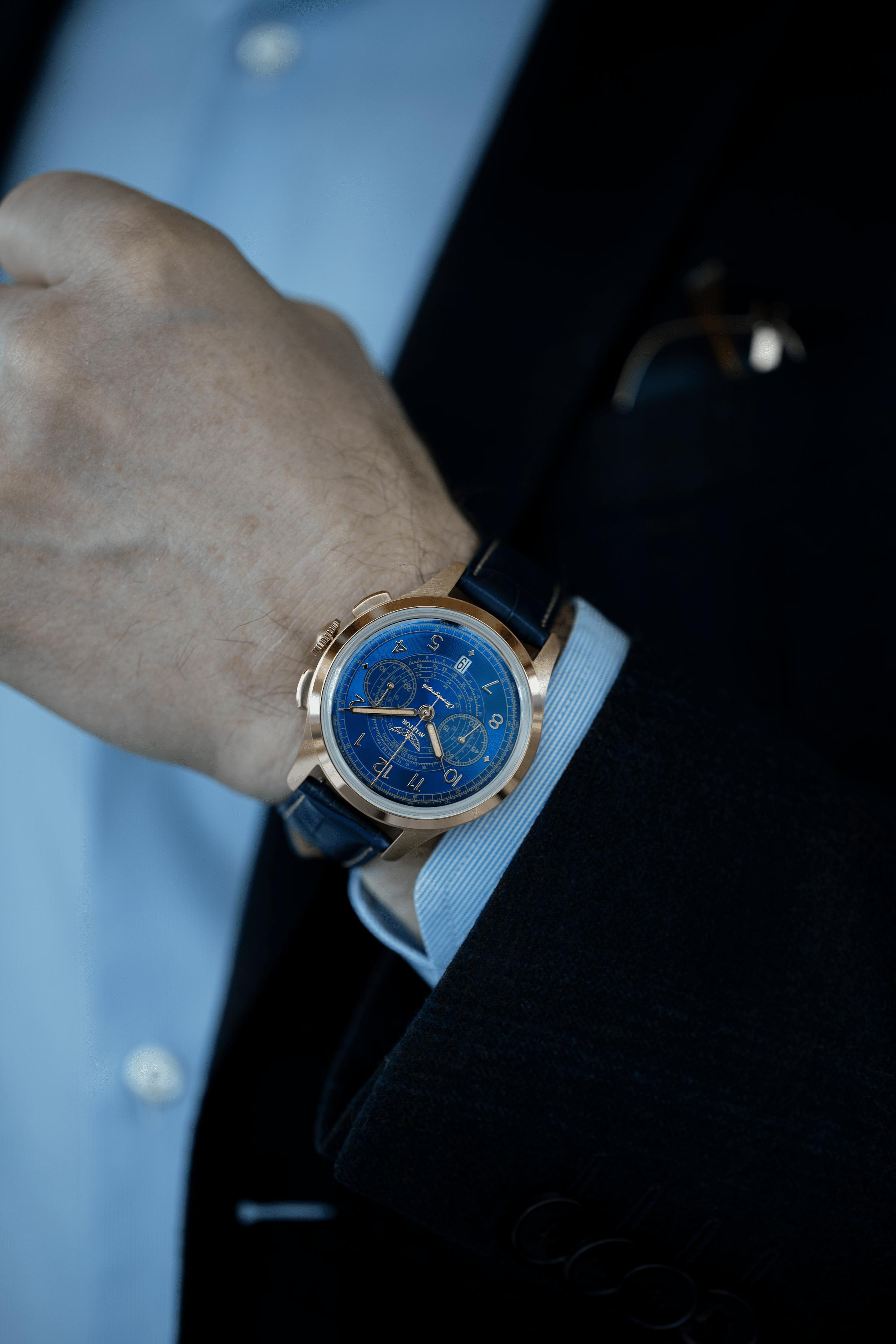 Watch AVIATOR SWISS HERITAGE CHRONOGRAPH TRIMETER AUTO V.4.40.2.357.4