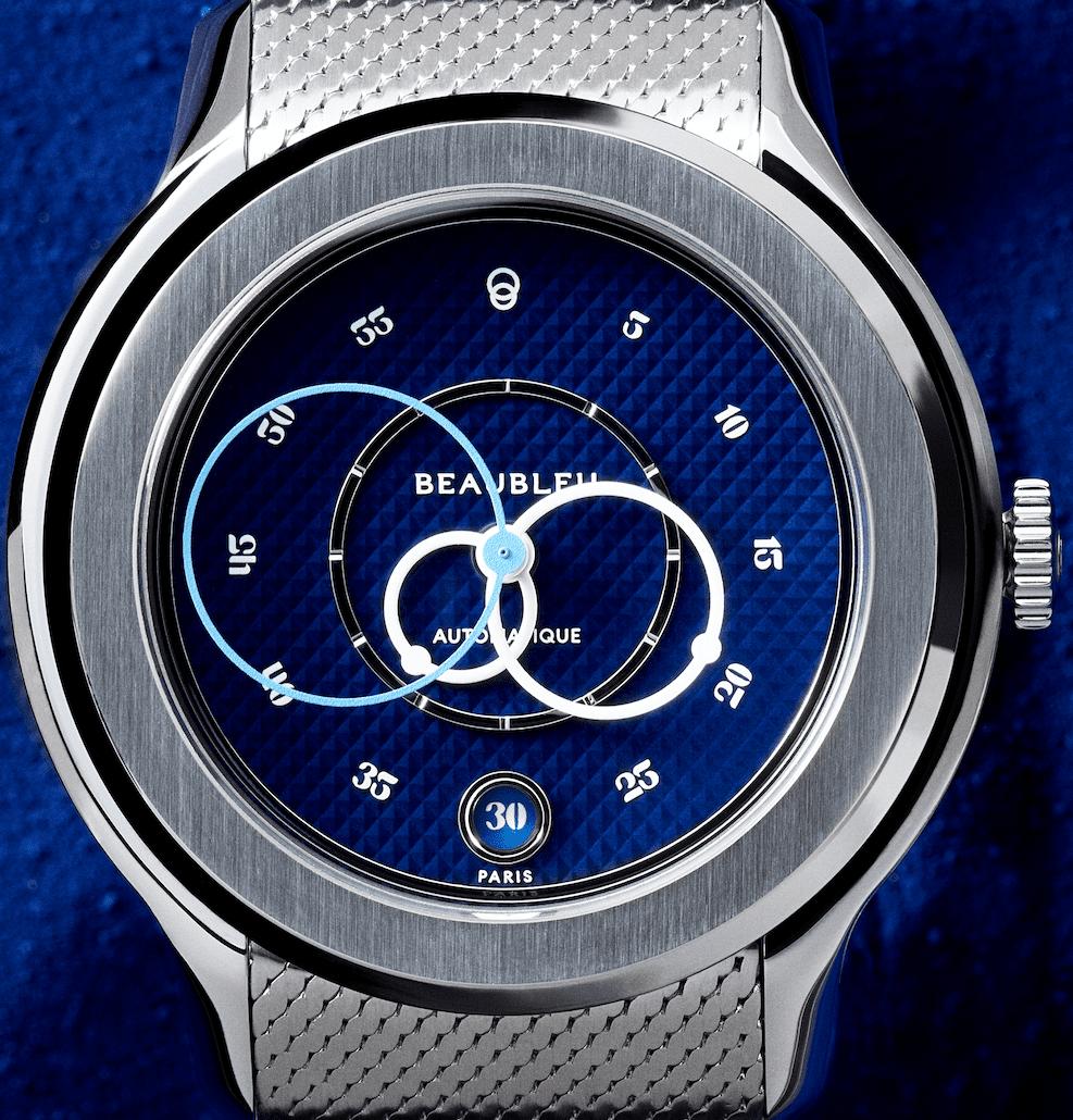 BEAUBLEU-ECCE-SMALT-Blue BG .jpg__PID:03e2a9dd-adfb-4a07-b848-3b25dc083004