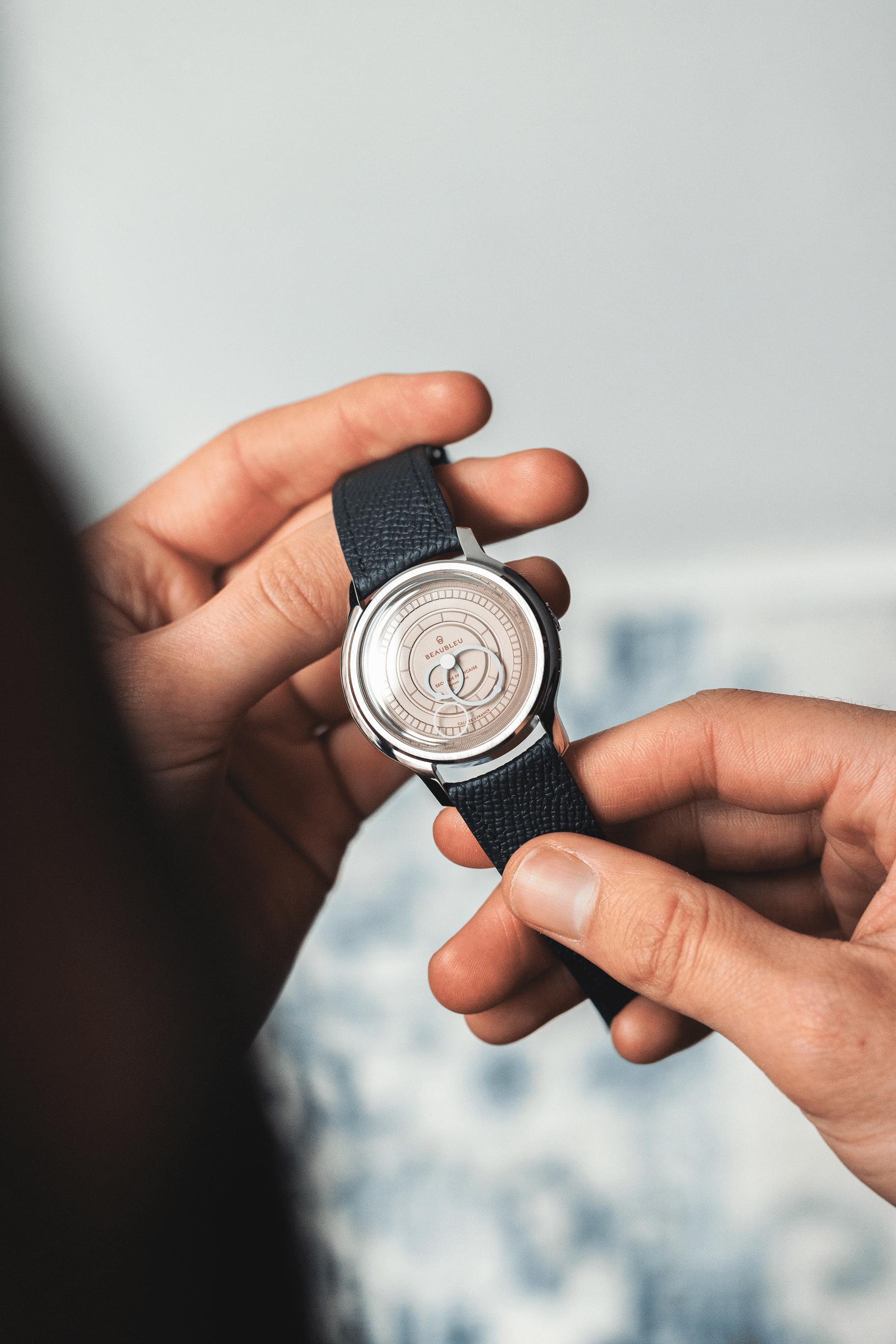 Watch Beaubleu Seconde Française 20.24 Salmon