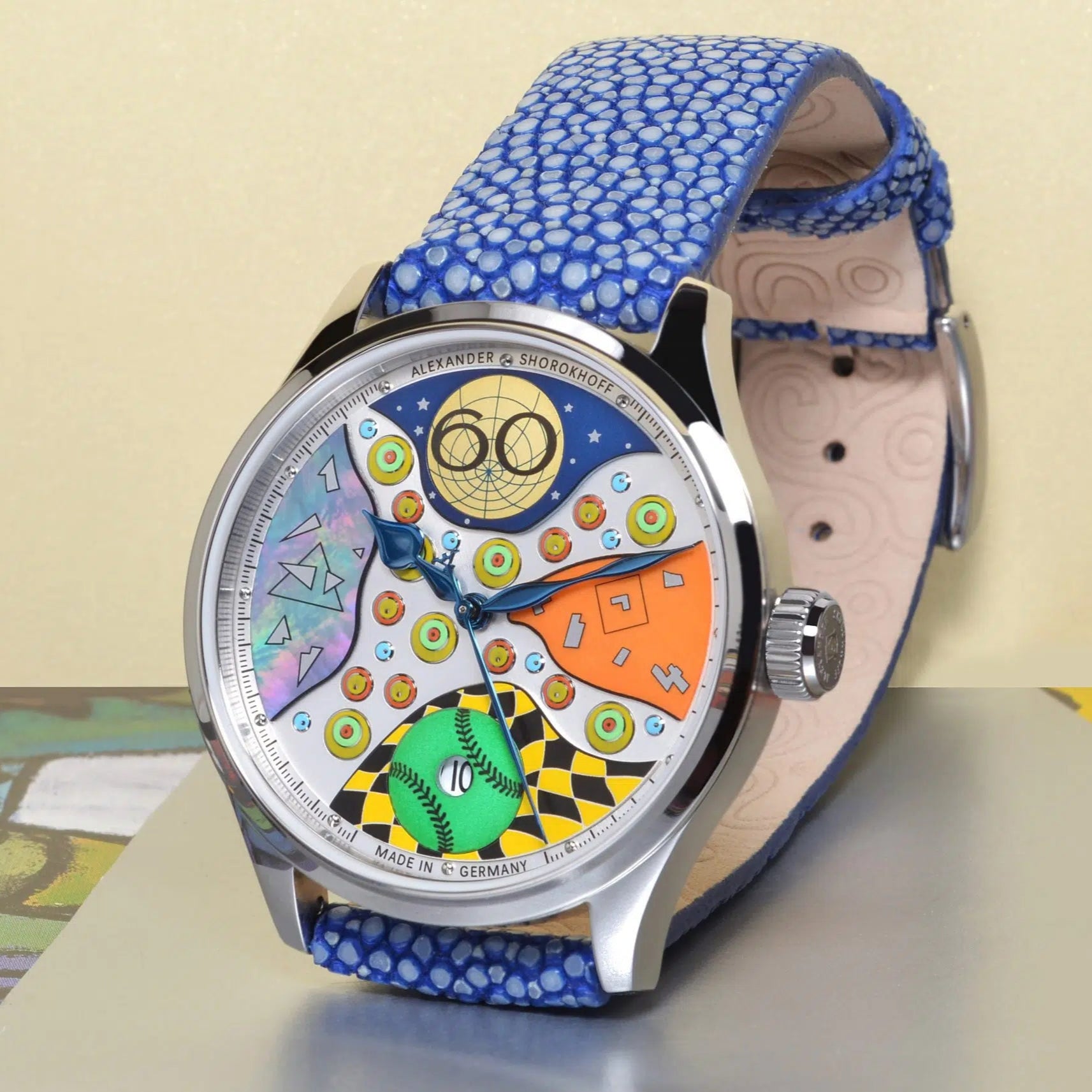 Crazy_Balls_blau-3_klein-1-scaled-1.webp__PID:dd2ee590-82e8-46c1-b282-b28f04251735