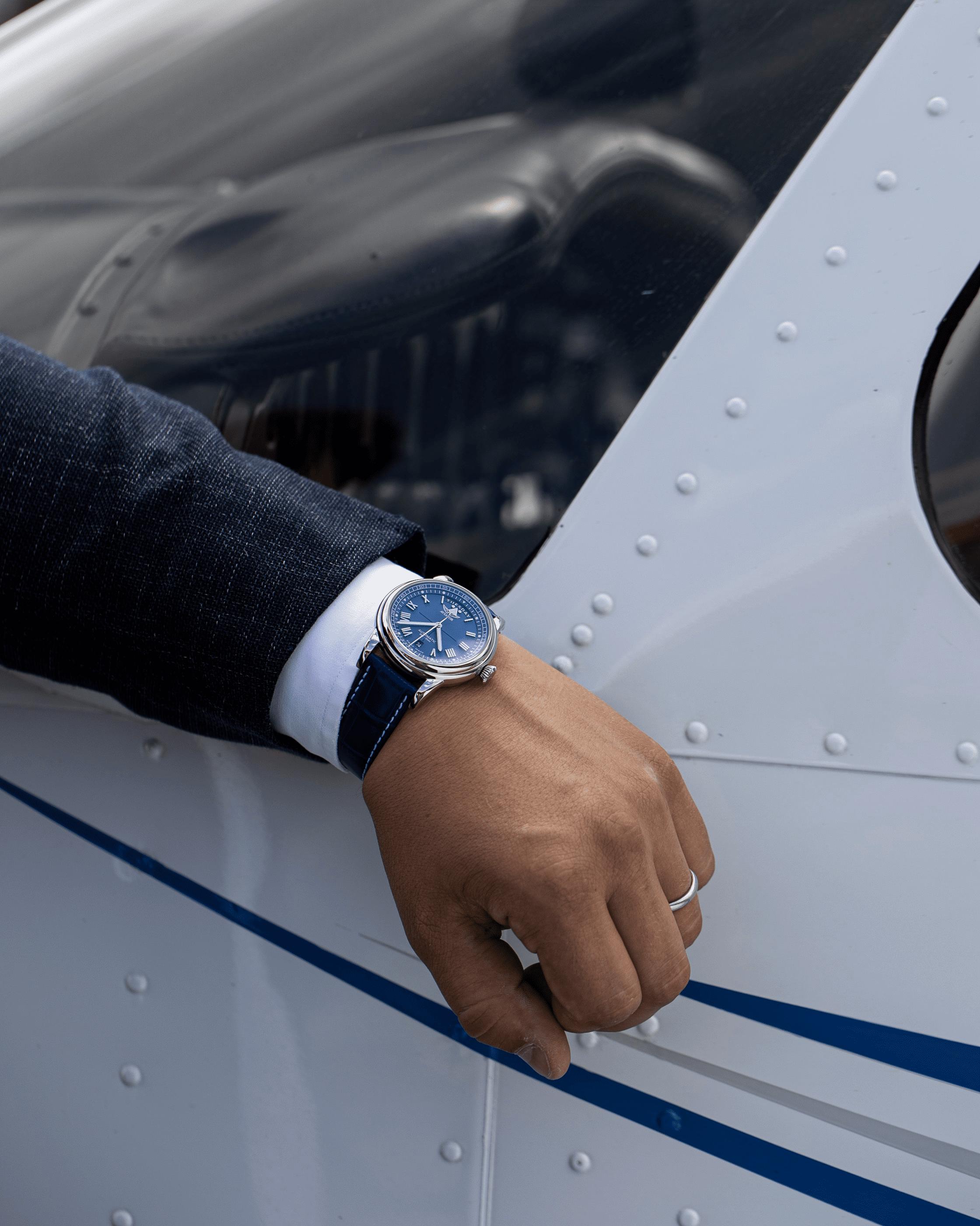 Hodinky AVIATOR SWISS Douglas day-date 41 V.3.35.0.276.4