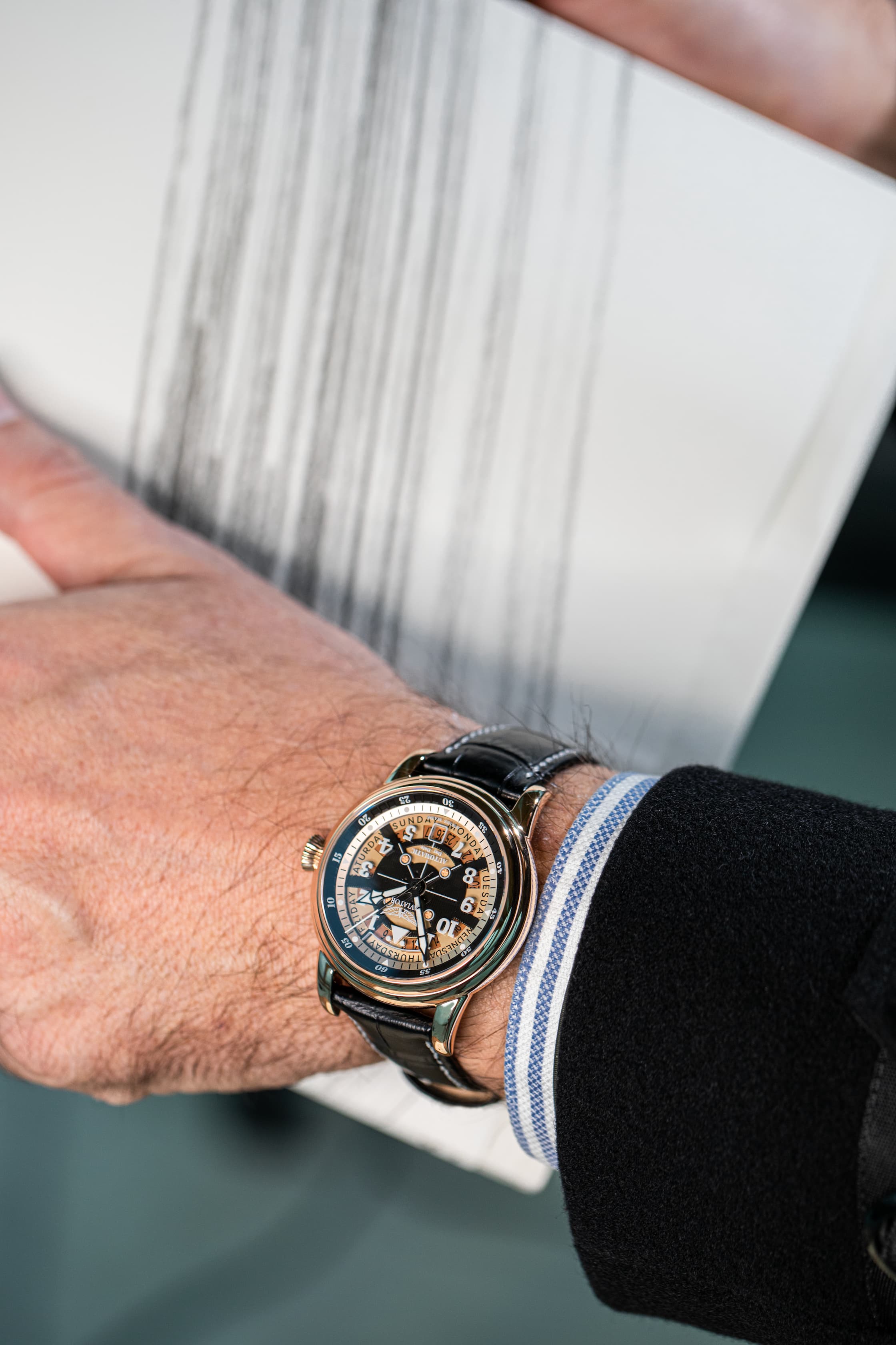 Hodinky AVIATOR SWISS DOUGLAS DAY-DATE MECA-41 V.3.36.2.289.4