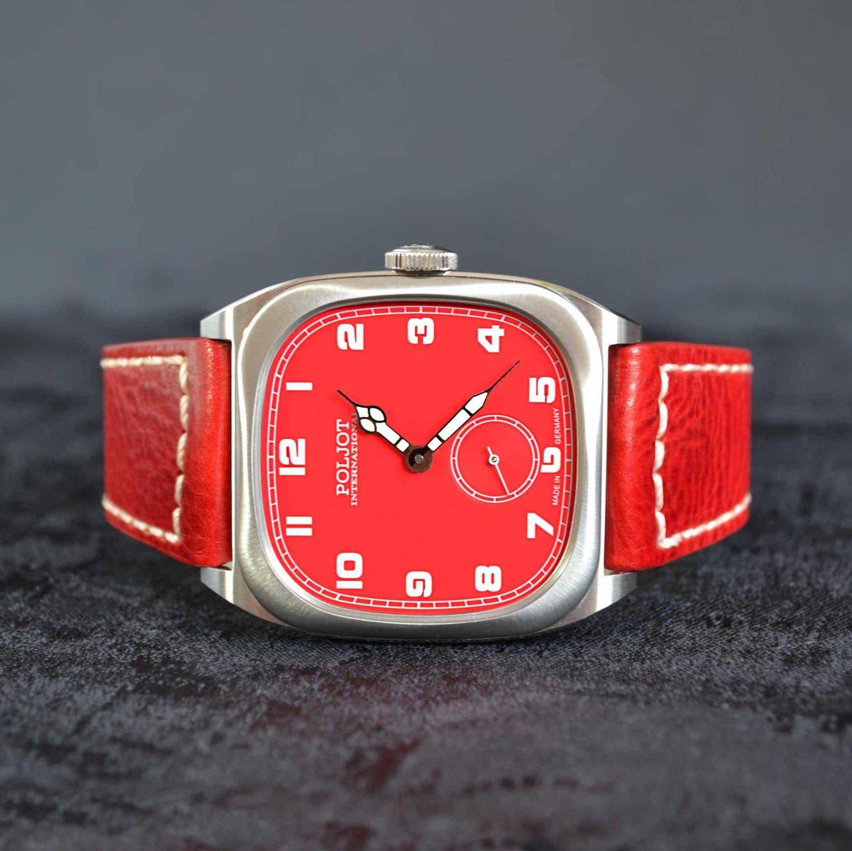 vintag_rot_1-min-scaled.jpg__PID:d53406ff-b9a5-4ef1-ab9e-96e28bdfc7c2