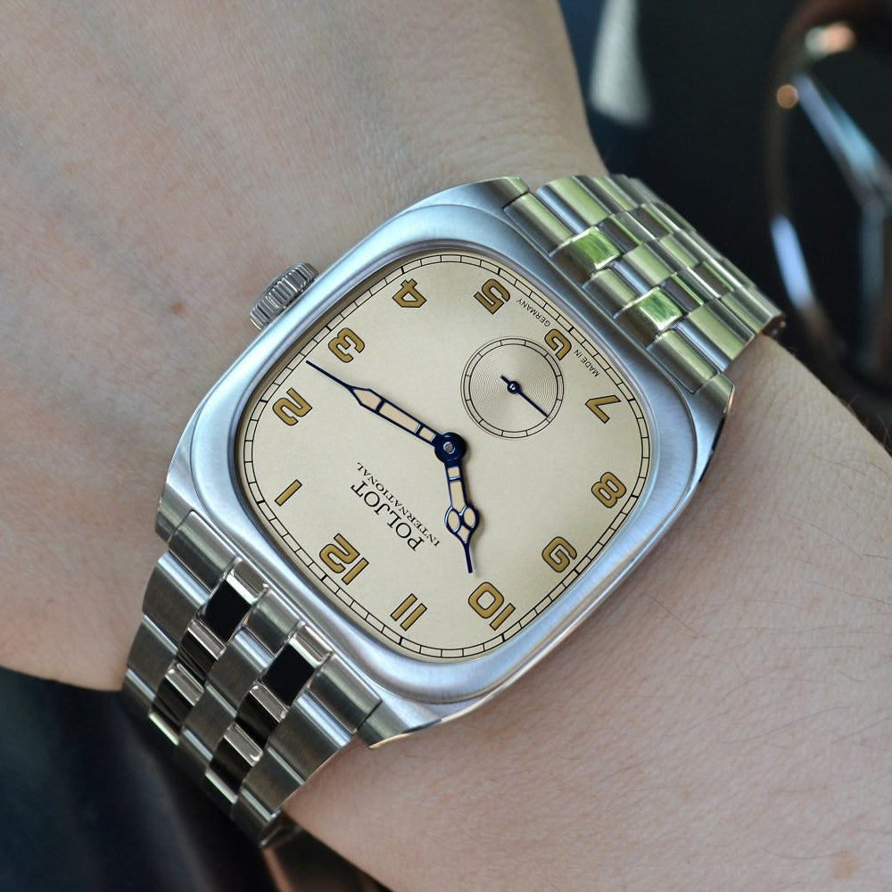 2760.1000112B-61.jpg__PID:086a8f96-2856-48e0-b428-47e158798f0b