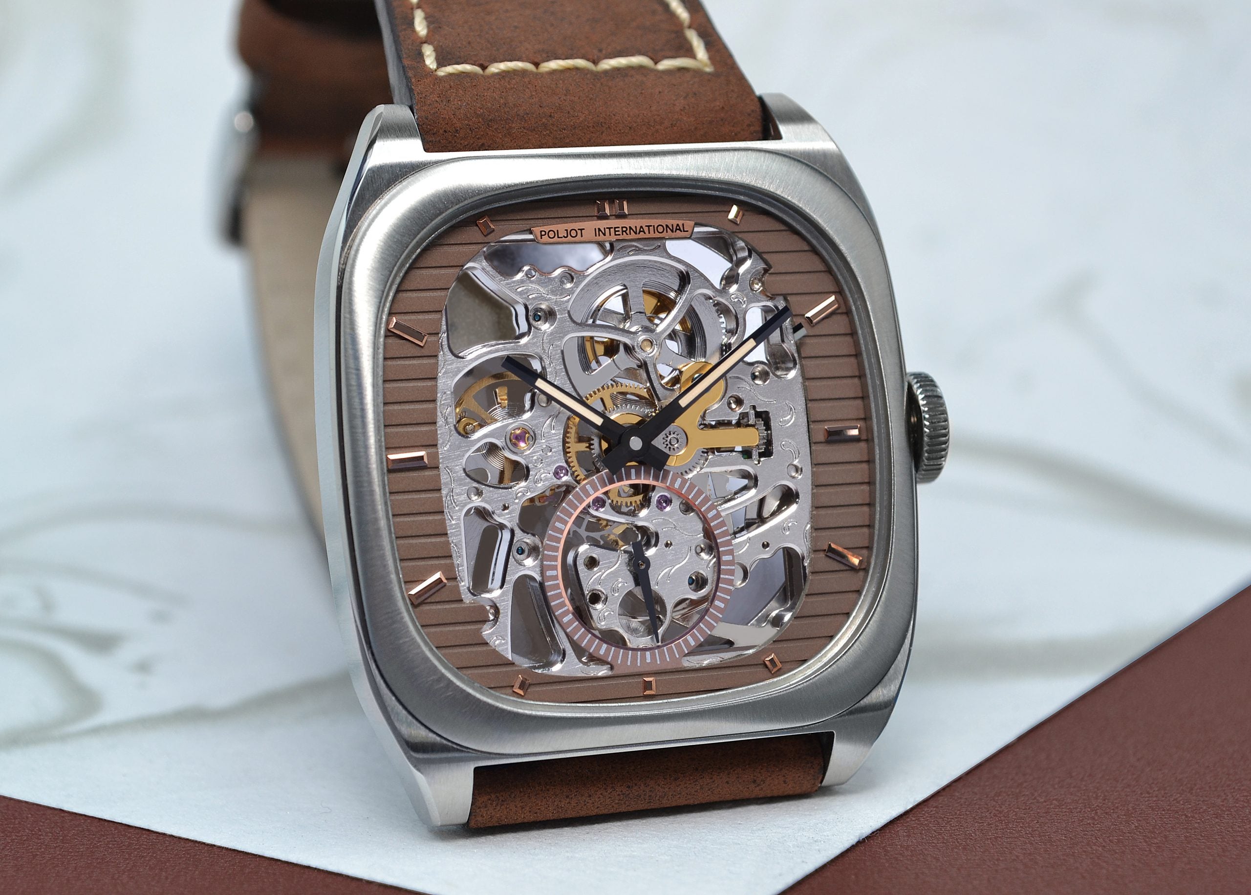 27611000154_new-3_klein-scaled.jpg__PID:4a2703f4-06bb-459a-823c-2ced1a207f98