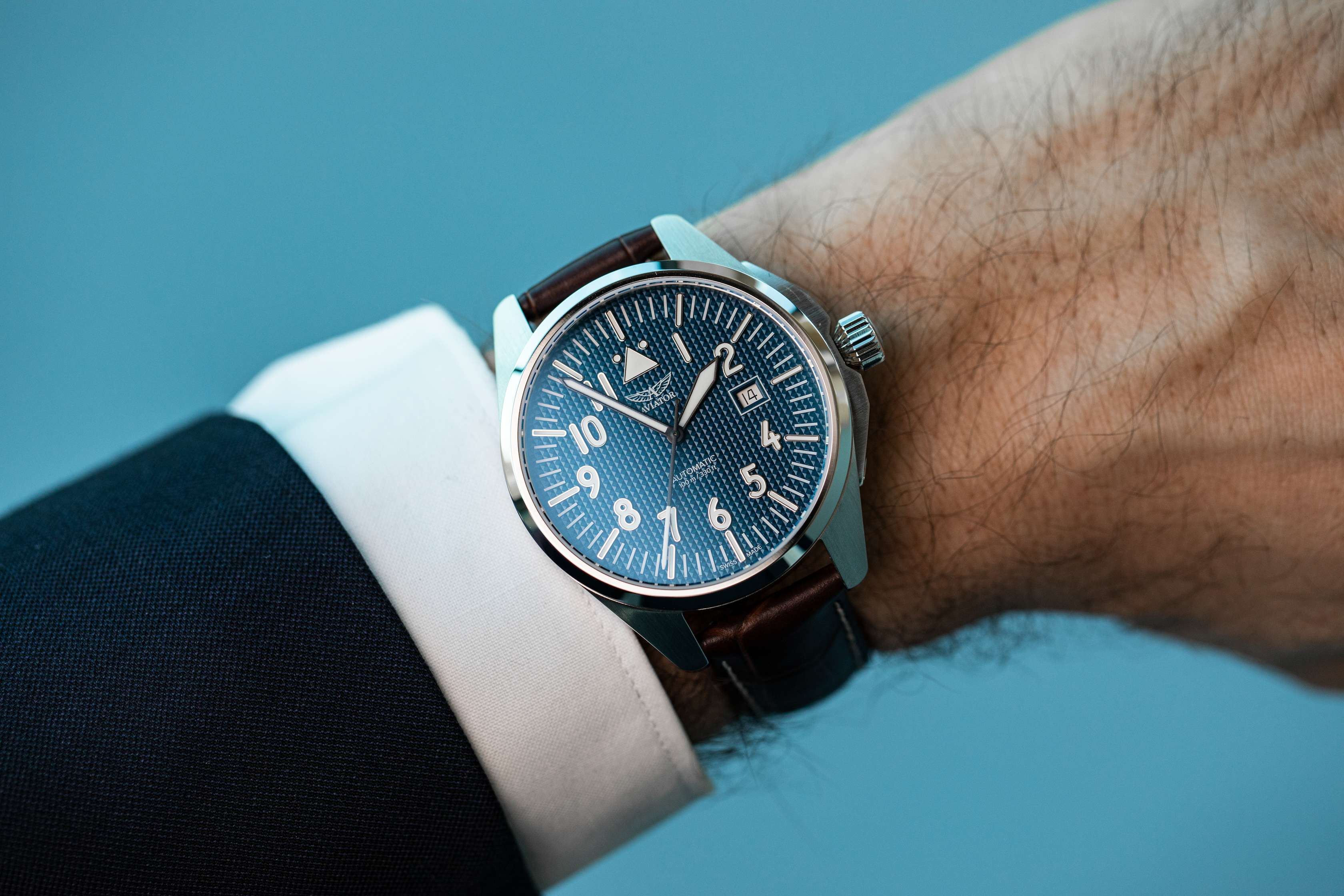 Hodinky AVIATOR SWISS AIRACOBRA 43 AUTO V.3.39.0.334.4