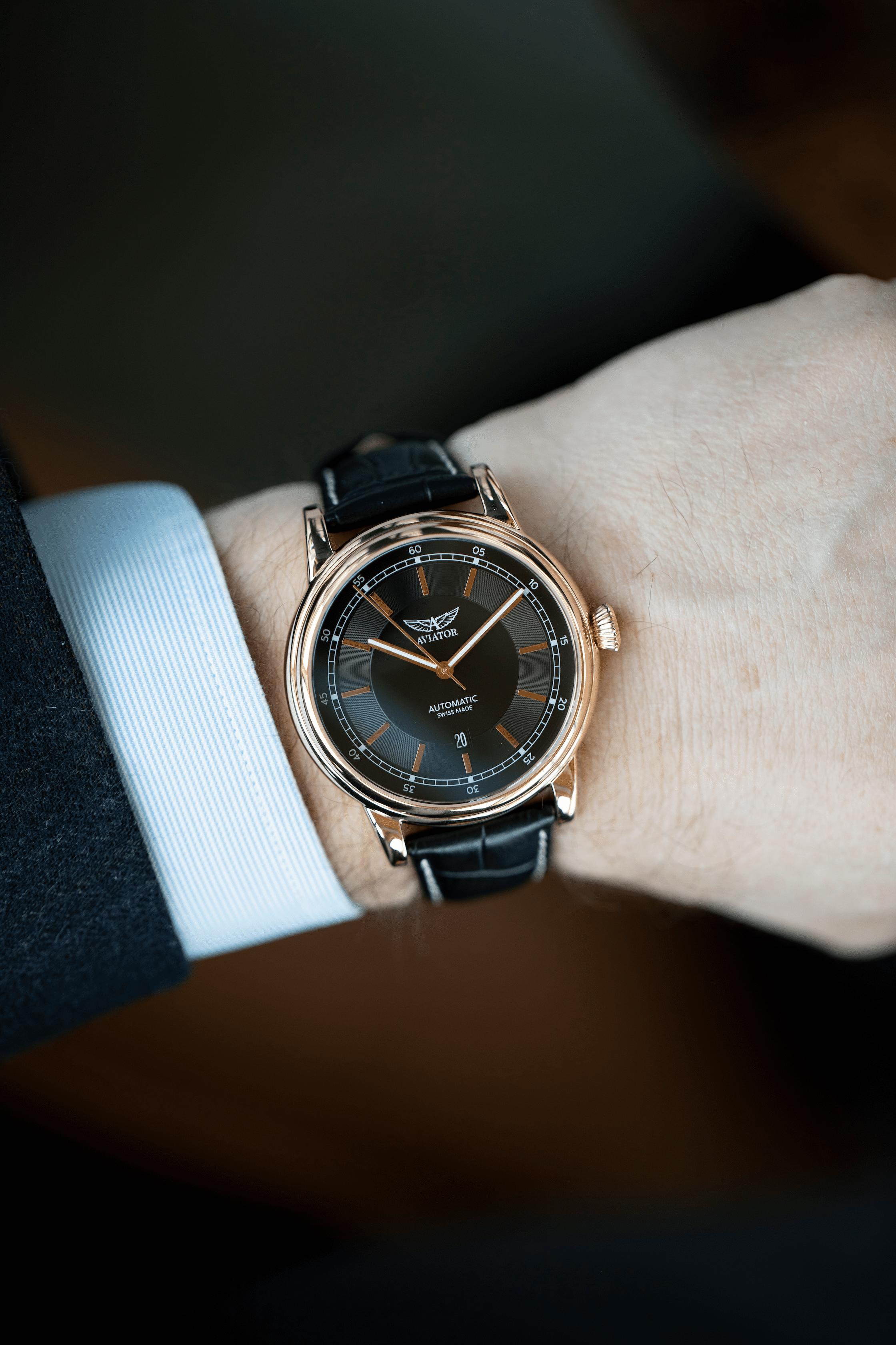 AVIATOR SWISS Douglas DC-3 V.3.32.2.242.4 watch