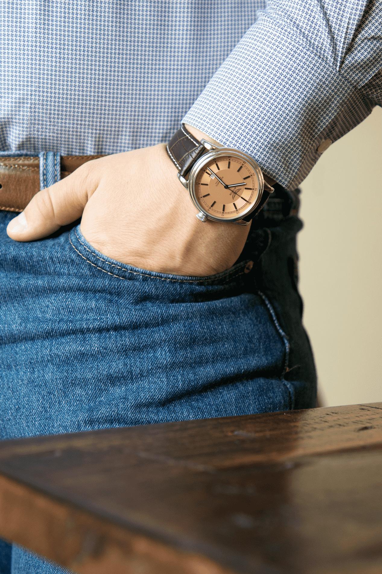 AVIATOR SWISS Douglas DC-3 V.3.32.0.244.4 watch