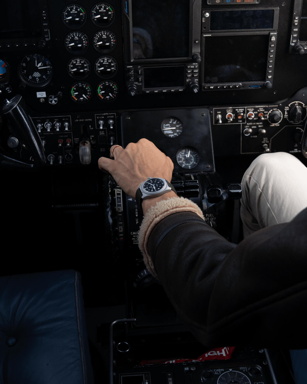 Hodinky Formex AIRFIELD Automatic - Jet Black