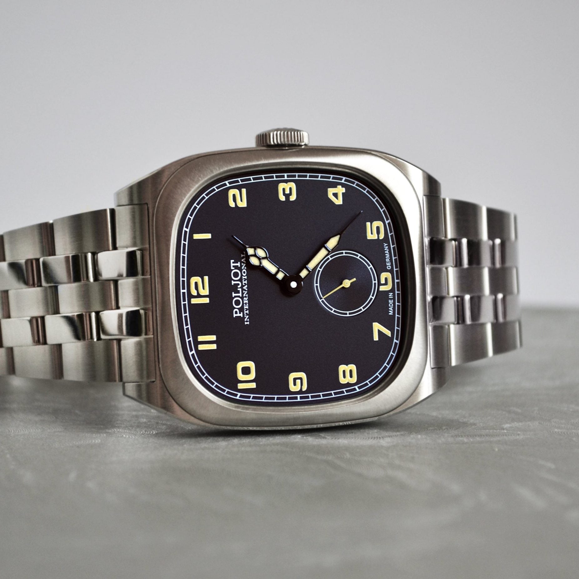 Poljot International Bolshoi Vintage 2760.1000113B watch